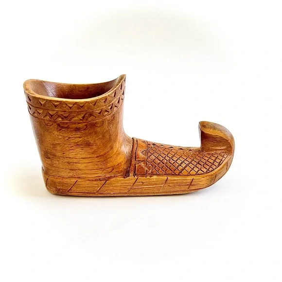 Vintage Hand-Carved Wooden Opanci Boot Figurine Rustic Folk Art Home Decor - Picture 4 of 10